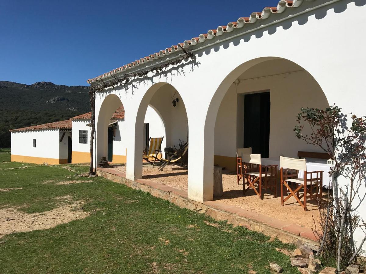 Hornachos Casa Rural De La Finca Sierra Grande מראה חיצוני תמונה