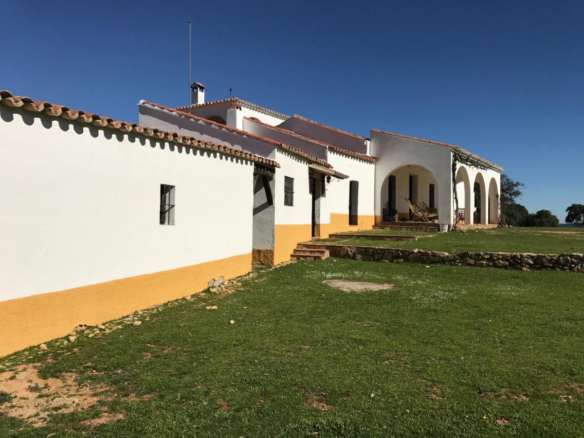 Hornachos Casa Rural De La Finca Sierra Grande מראה חיצוני תמונה